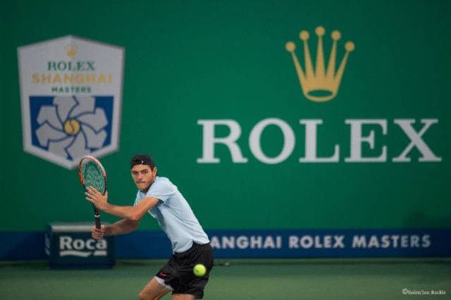 于年轻球员 于年轻球员