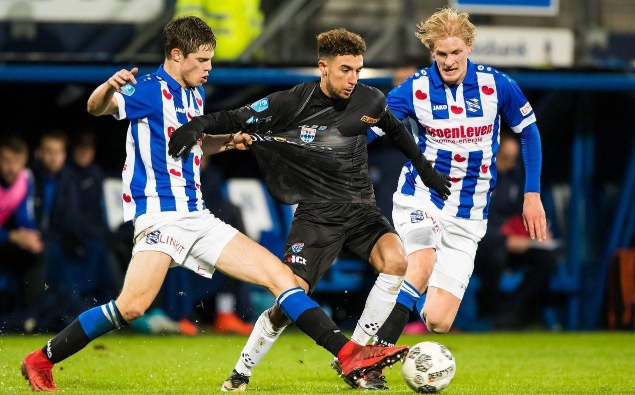 第一粒进球 第一粒进球