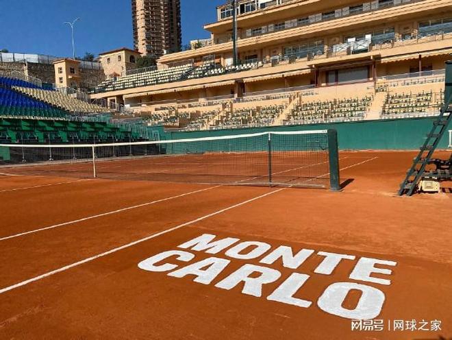 在青训与引 在青训与引