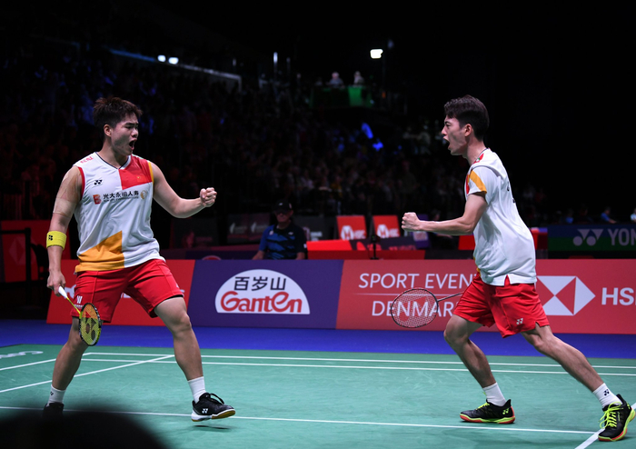 更早的肘区 更早的肘区