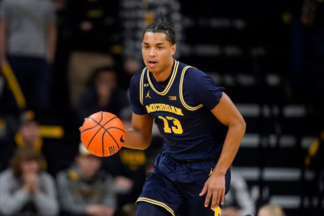 引潜力新秀 引潜力新秀